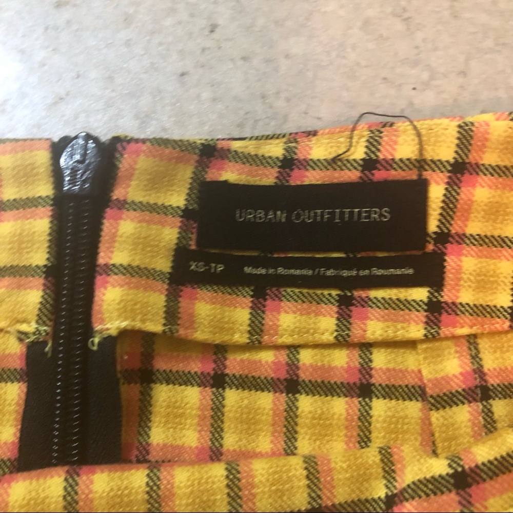 Yellow Mini Skirt - Picture 3 of 4